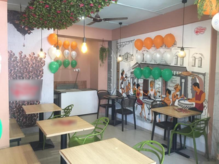 Acquire a well-known cafe in Pune with 40 daily walk-ins, situated near prominent colleges.