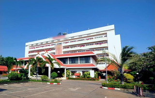 104-room hotel with restaurant, 3 meeting halls, event space and swimming pool, offered with property.