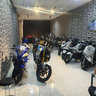 Profitable sports motorbike dealers with strong customer base and potential for nationwide expansion in Indonesia.