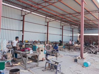 Established wooden flooring manufacturer in Jaipur with diverse product range and online sales channels.