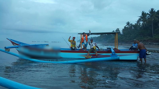 Fishing business also providing tour of the sea to tourist.