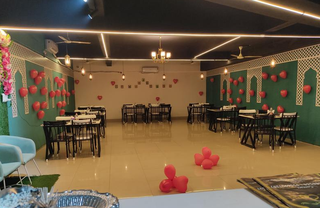 Restaurant in Electronic City with a seating of 32 and sales of INR 12k/day.