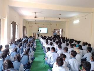 Empowering students to excel in medical & engineering education through personalized attention, clarity, rigorous practice.