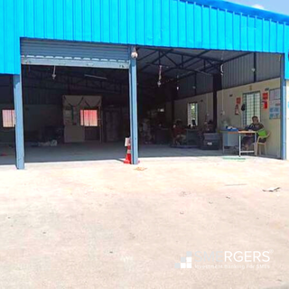 Logistics provider with nationwide network offering transportation, warehousing and distribution services to 51 clients.