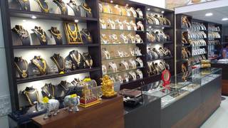 Online Imitation Jewellery store selling on retail-wholesale basis online & offline from last 7+ years.