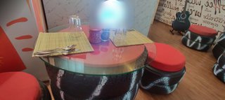 Fast-food and diet food café with 900+monthly customers and gym tie ups, seeks investment.