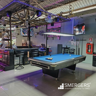 For sale: Popular Pattaya bar with pool table & live entertainment.