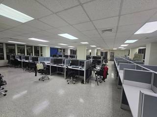 Fully established 8-year old call center in El Salvador with solid North American clients.