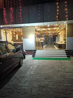 3-star residential hotel with 37 rooms for sale in Katihar, Bihar.
