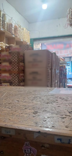 Snack trader and distributor with over 15 clients seeks funds to open a new branch.