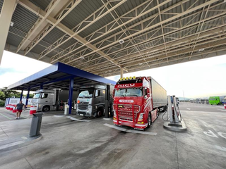 Transportation, and resale business in Portugal with clients, seeking funds to open truck diesel station.