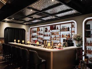 Take over lease for fully renovated bar/lounge at a prime spot in Singapore mall.