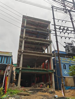 Ready G+4 commercial property in Kanchrapara with retail and healthcare potential, offered for sale.