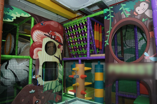 Complete sale of a popular play venue for kids, featuring interactive activities and dining area.