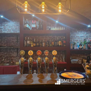 Italian bar & restaurant with 50 seating capacity, averaging 25-35 orders daily for sale.