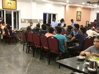 Restaurant with a hall for functions and parties that also does outdoor catering.