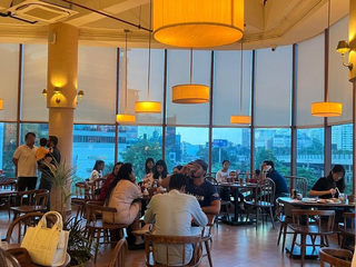For Sale: Well-known speciality coffee & pizzeria in Sector 48, Gurgaon.