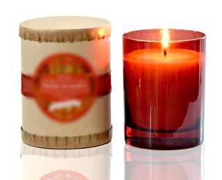 American based manufacturer of aromatherapy natural coconut wax candles with pure plant essential oil aromas.