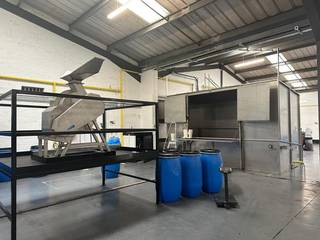 Scotland-based seaweed processing business with strong client base seeking partnership for business and manufacturing expansion.