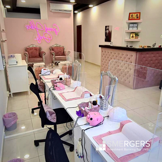 Nail salon brand with 10 salons for manicure, pedicure, and wax services seeks investment.