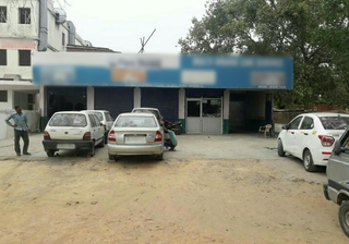 Business based in Bareilly deals with accidental car repair and used car sales.