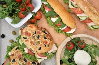 Bakery business having two branches in Dubai is seeking funds for business expansion.