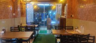 For Sale: Restaurant located in Thane, up and running, location in a prime area.