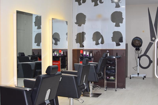 Newly established Unisex Salon in Bangalore serving 20+ daily clients.