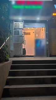 Multi-speciality polyclinic in Andheri West, Mumbai with 7 doctors seeks investment to expand clinic.