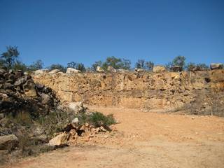 Strategically located sandstone mining and sand production opportunity in Queensland, Australia.