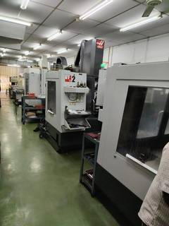 Boutique precision-engineering shop specializing in fast-turn CNC machining, jigs & fixtures, and batch production.