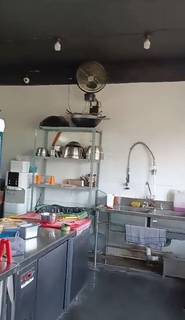 Catering company with ongoing contracts and 40+ orders/day seeks funds to grow.