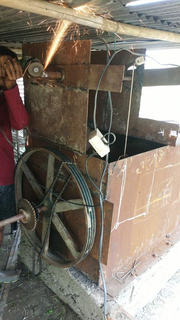 Pre-revenue Electric clay brick-making machine innovation focused on high-capacity, environmentally friendly technology seeks investment.