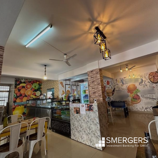 Restaurant offering Indian and Italian cuisine with 25 seating capacity and INR 300 AOV.
