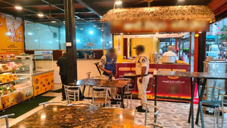 Well known vegetarian franchise brand with 200+ daily walk-ins looking for full sale of business.