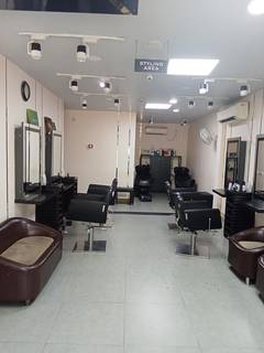 For Sale: Franchise of a well-known women's salon business in Haibatmau, Lucknow.