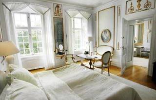 For sale: Luxury hotel in Nordics Baltic sea border with 3.5 km of private shoreline.