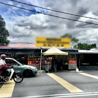 Well established food and beverage business since 1977.