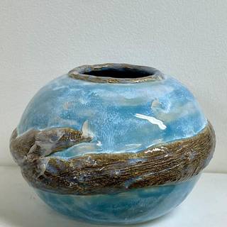 Established ceramic arts business in Providenciales with exclusive hotel and retail contracts.