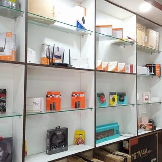 ISP and smart accessories business based in Jalpaiguri, West Bengal with 500+ customers.