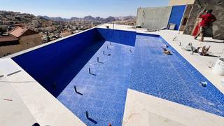3-star hotel in Wadi Musa with 17 rooms seeking funds to complete renovation.