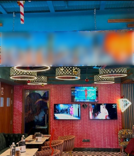 For Sale: Franchisee cafe with 68 seating capacity and 10 daily walk-ins.