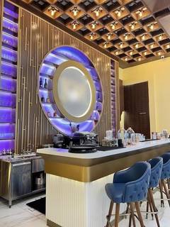For Sale: High-end restaurant in Dubai Mall, spanning 15,000 sq. ft. with 300 seats.