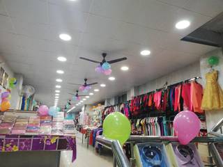 Apparel showroom in Ludhiana with 7,500 sq ft of space require investment for business expansion.