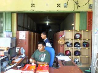 Providing computer hardware, software and Automotive Body repair painting to our clients in Sintang, Indonesia.