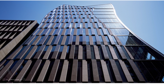 Hospitality luxury fine dining lounge in the heart of Tokyo seeks investment to start operations.