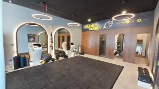 Profitable Riyadh-based unisex EMS fitness business offering premium personal training, established memberships, and expansion opportunities.