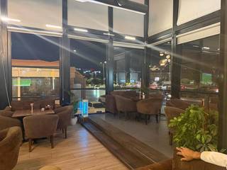 Restaurant in Amman operating two rented outlets offering Italian and Lebanese cuisine for full sale.