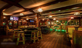 For Sale: Massive bar with 500 pax capacity in prime location on Vilamoura Marina, Algarve.