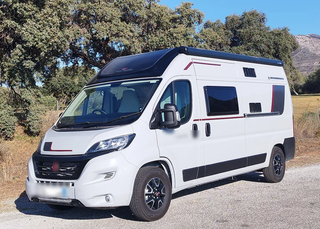 Camper and motorhome rental company in Malaga and Seville with a fleet of vehicles.